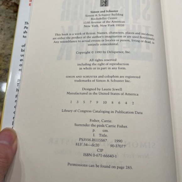 Book - Surrender the Pink, written by actress Carrie Fisher - Picture 7 of 7